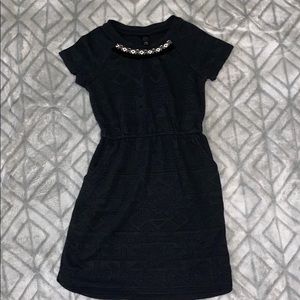 Size 7/8 girls black dress with pockets